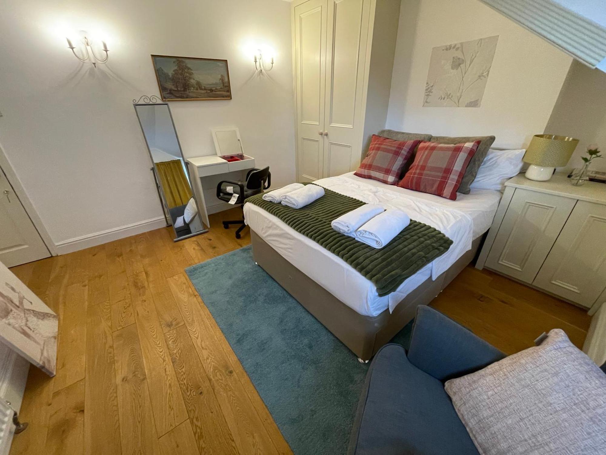 London Luxe Rooms Surbiton Exterior foto